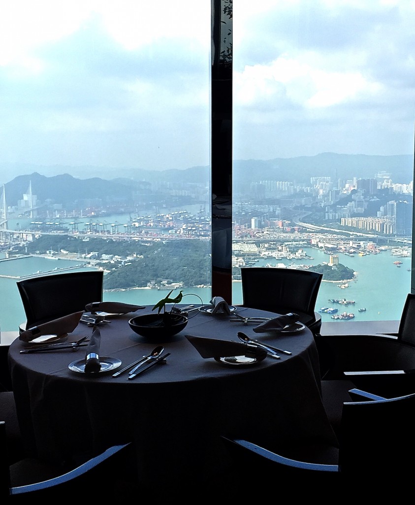 Tin-Lung-Heen-Ritz-carlton-hong-kong-blog-restaurants-suisse-swiss-choisis-ton-resto