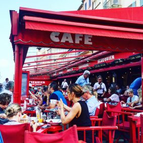 saint-tropez-hot-spot-blog- suisse-restaurant-genève-choisis-ton-resto-12- lieux-ne-pas-manquer 