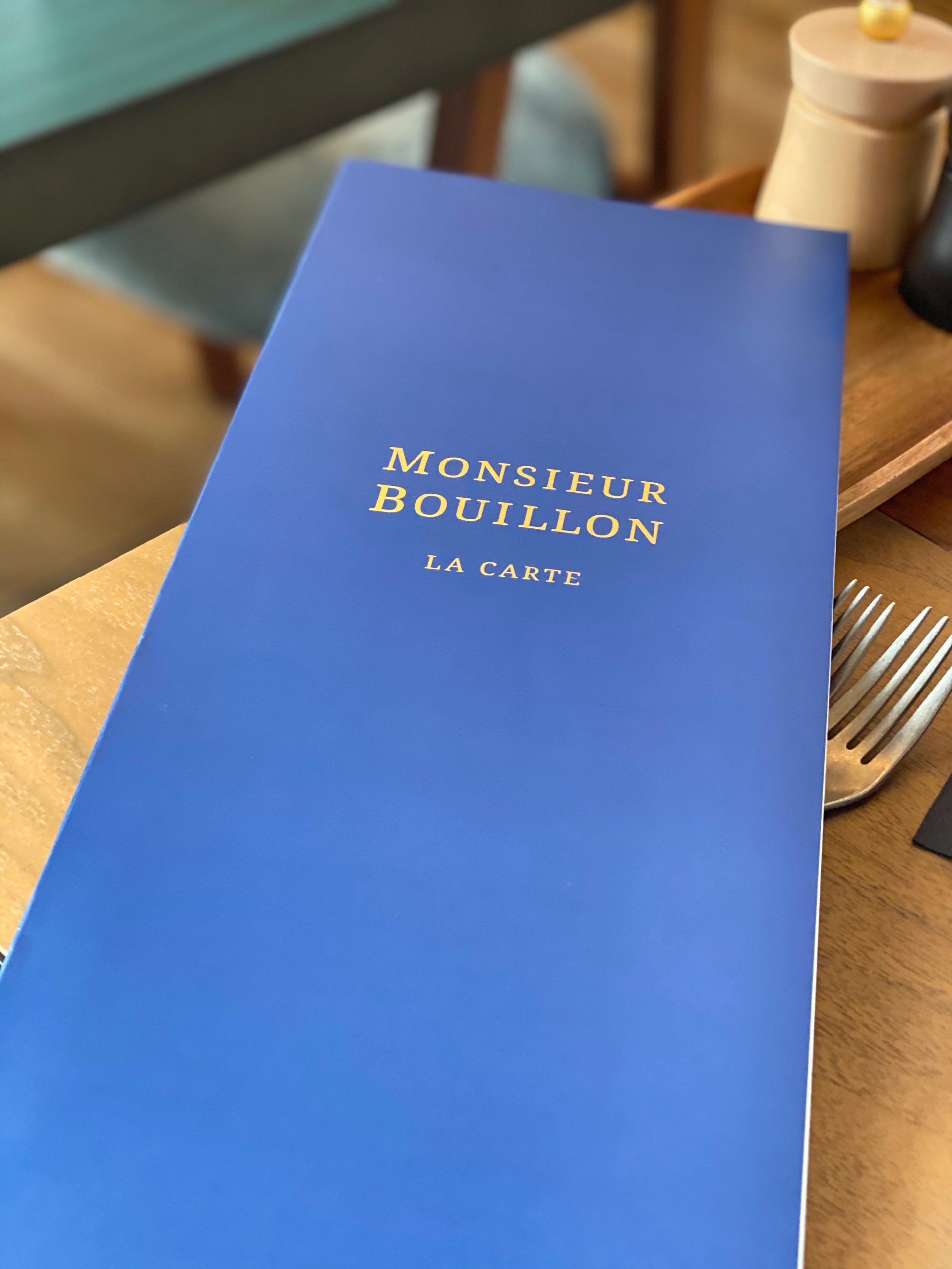 MONSIEUR-BOUILLON-GENEVE-CHOISIS-TON-RESTO